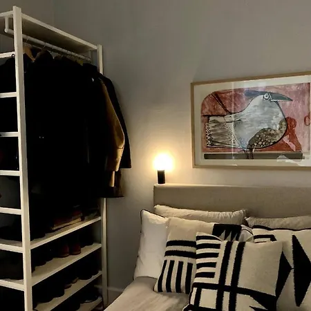Christianshavn Canalside Luxury Apartment