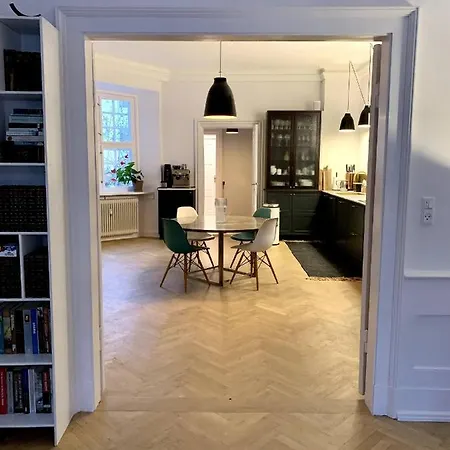 Christianshavn Canalside Luxury * Copenhagen