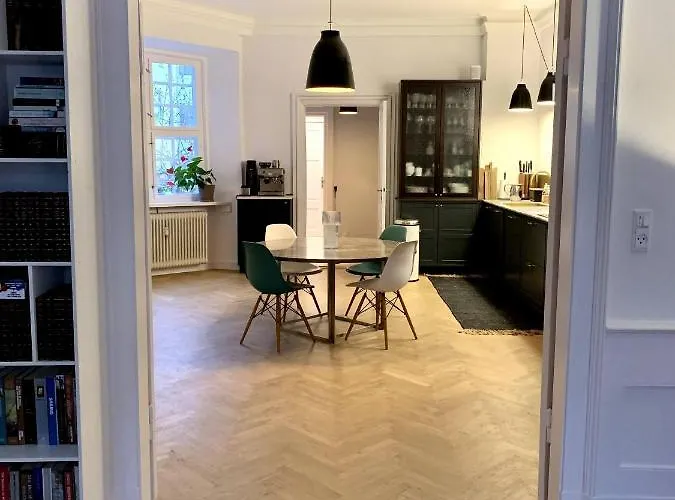 Christianshavn Canalside Luxury * Köpenhamn