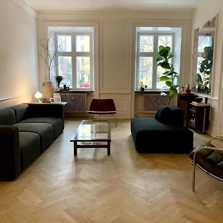 Christianshavn Canalside Luxury Appartement